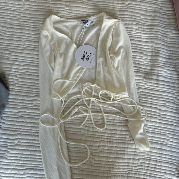 Princess Polly White Criss-Cross Top - Picture 2 of 5